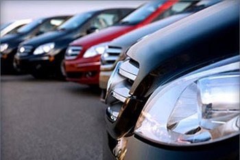 آزادسازی قیمت خودرو مشروط به شکل گرفتن بازار رقابتی است