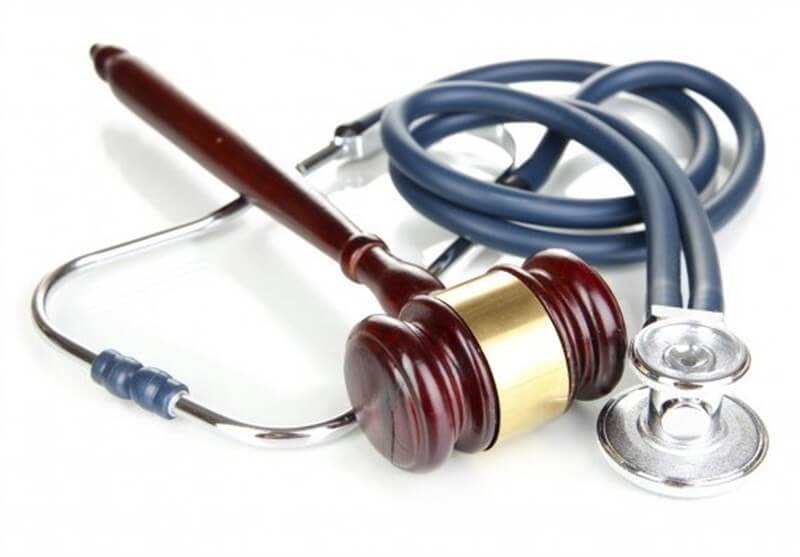 رشد۱۲درصدی پرونده‌های شکایت ازپزشکان/ سهم بالای بیمارستانهای دولتی