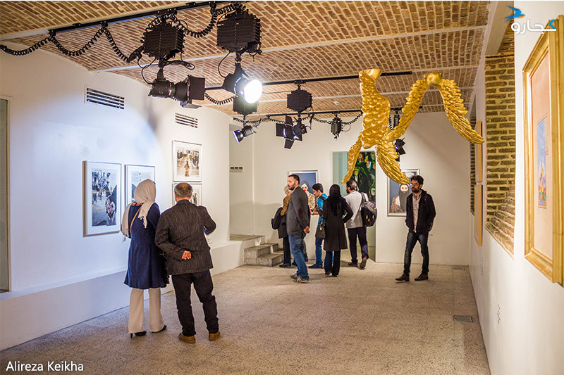 وقتی سکه می‌خرند، پس توانایی خرید اثر هنری هم دارند