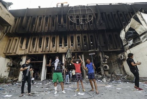 برای حفظ بصره و شهروندان به میدان می&zwnj;آییم/ شب آرام در بصره و لغو قانون منع آمد و شد