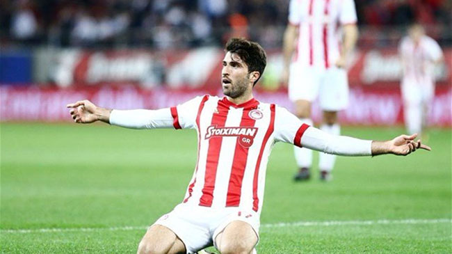 انصاری فرد به ناتینگهام فارست پیوست