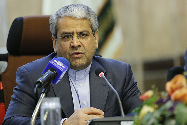 تقوی‌نژاد: ابربدهکاران بانکی فرار مالیاتی نداشته‌اند/ قاضی صلواتی: سازمان امور مالیاتی اعلام کرده باقری درمنی ۷۰ میلیارد تومان بدهی مالیاتی دارد