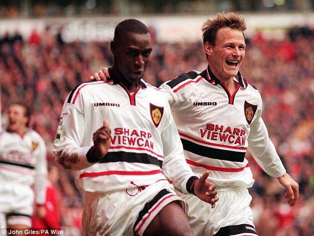 ۲۰ سال بعد از سه&zwnj;گانه تاریخی یونایتد/ فرگوسن چگونه فوق&zwnj;العاده&zwnj;ترین فصل ممکن را رقم زد؟