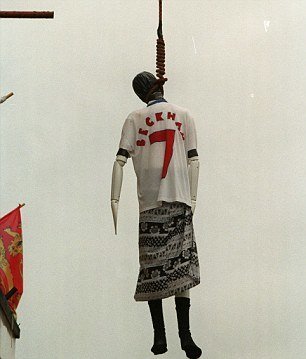 ۲۰ سال بعد از سه&zwnj;گانه تاریخی یونایتد/ فرگوسن چگونه فوق&zwnj;العاده&zwnj;ترین فصل ممکن را رقم زد؟