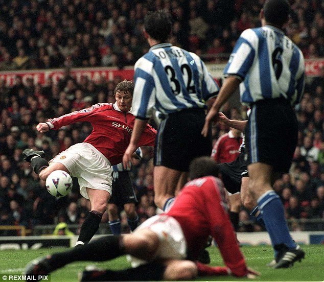 ۲۰ سال بعد از سه&zwnj;گانه تاریخی یونایتد/ فرگوسن چگونه فوق&zwnj;العاده&zwnj;ترین فصل ممکن را رقم زد؟