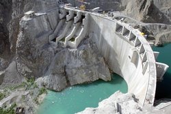 وضعیت سدها بحرانی است