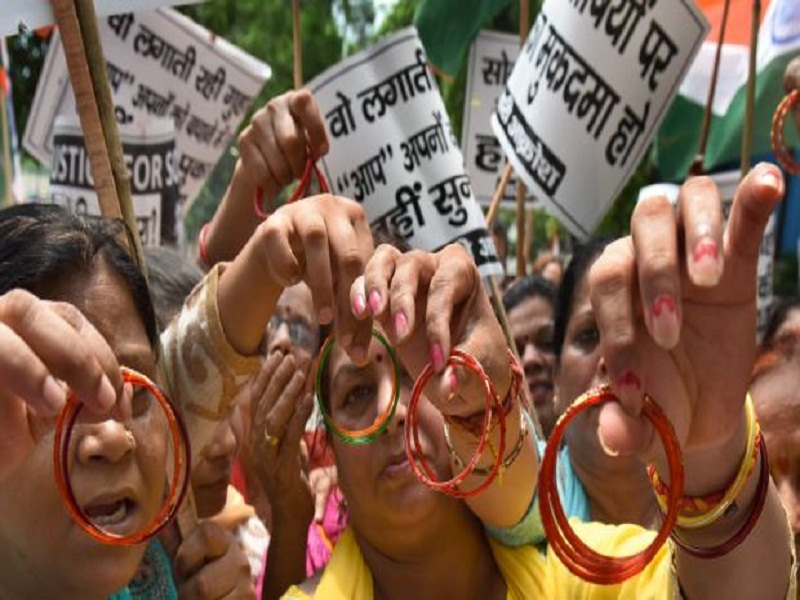 ۳۷ درصد خودکشی زنان جهان در هند اتفاق می‌افتد