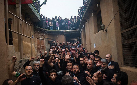 ماسوله ششم محرم رنگ عزا می‌گیرد / جاذبه آیینی روستای پلکانی +عکس