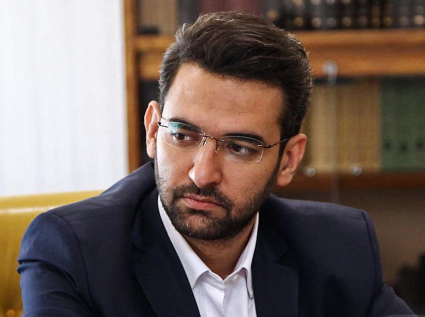 ترخیص 600 هزار گوشی از شنبه آغاز شد ترخیص 600 هزار گوشی از شنبه آغاز شد