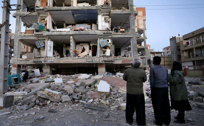 خانه‌های مناطق زلزله زده در حال ساخت است/ فروش کلیه برای ساخت خانه کذب است