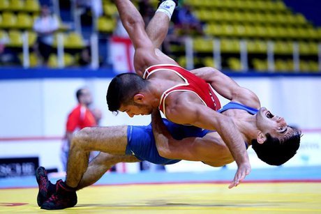 صعود نجاتی و کاویانی‌نژاد به نیمه نهایی کشتی فرنگی جوانان جهان/ شکست ۳ نماینده ایران