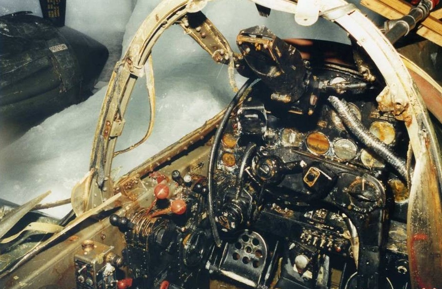 خروج هواپیمای جنگ جهانی دوم از یخچال‌های گرینلند +عکس