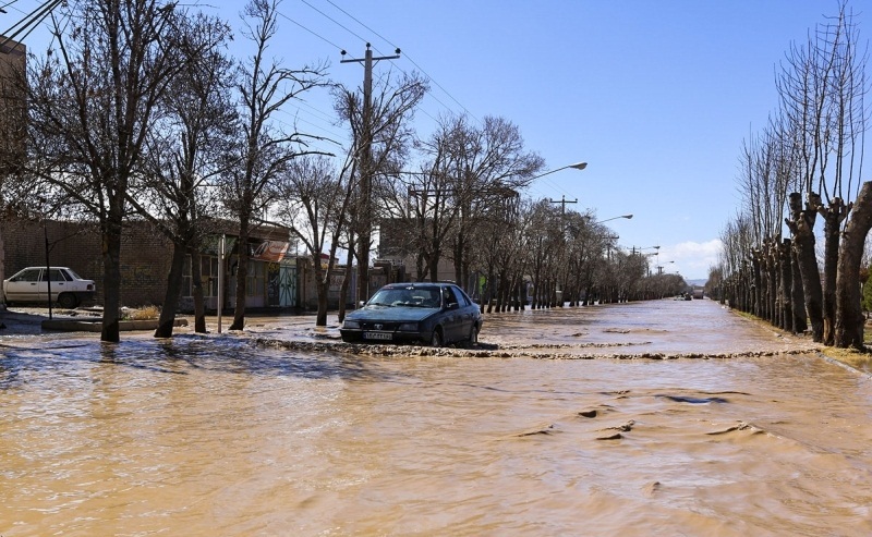 هشت استان درگیر سیل و طوفان است هشت استان درگیر سیل و طوفان است