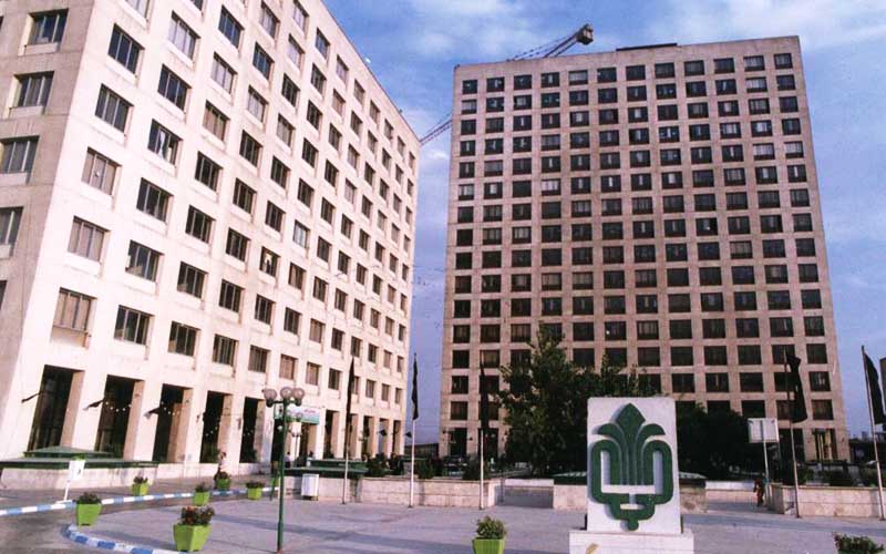 بنیاد مستضعفان از ساخت &laquo;مال&raquo; کنار کشید