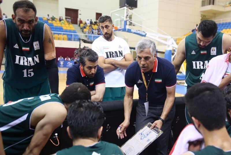 سرمربی تیم ملی بسکتبال: بازیکنان هماهنگ نبودند