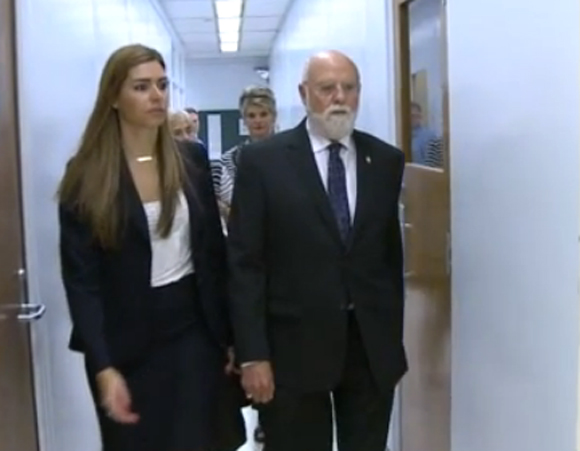 پزشک متخصص ناباروری با اسپرم خودش ۲۰ زن را بارور کرد +تصاویر