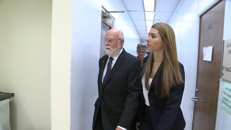 پزشک متخصص ناباروری با اسپرم خودش ۲۰ زن را بارور کرد +تصاویر