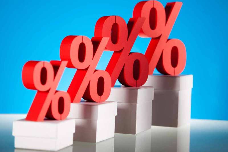 افزایش نرخ سود مسّکنی تلخ برای اقتصاد ایران