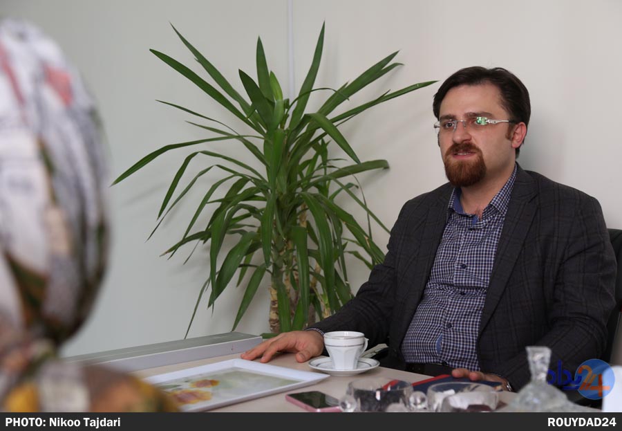 زنگنه روزهای خاتمی با زنگنه این روزها از زمین تا آسمان فرق دارد / آمدن هندی ها به چابهار چه دلیلی داشت؟ / بستن تنگه هرمز تهدید یا فرصت ایران؟ زنگنه روزهای خاتمی با زنگنه این روزها از زمین تا آسمان فرق دارد / آمدن هندی ها به چابهار چه دلیلی داشت؟ / بستن تنگه هرمز تهدید یا فرصت ایران؟