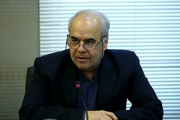 سقف وام خبرنگاران 20 میلیون است