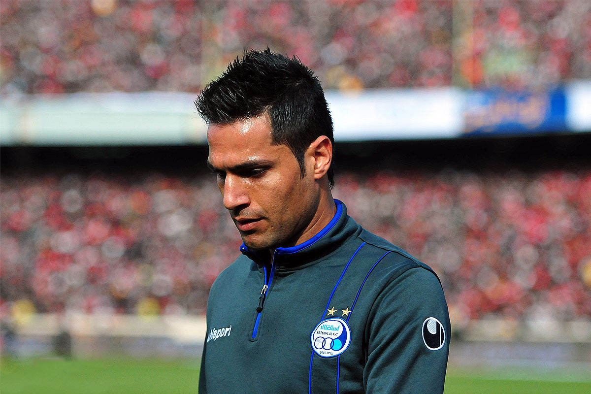 چهار آبی‌پوش نیمی از مطالباتشان را بخشیدند