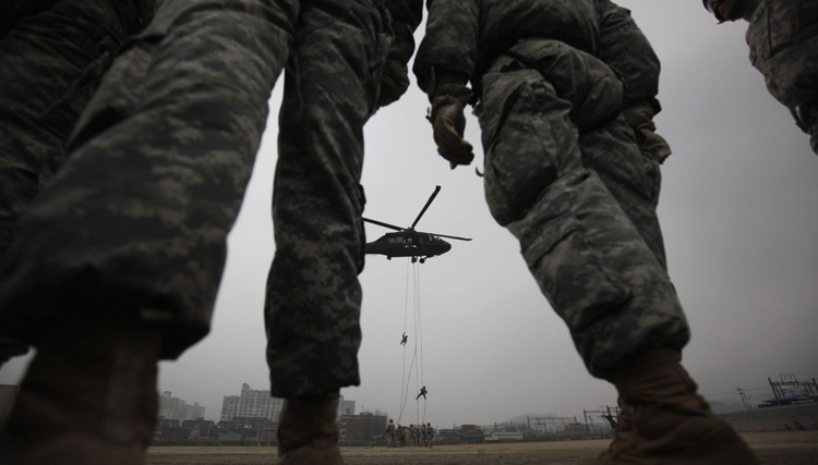 آیا آمریکا آماده حمله نظامی به ایران است؟