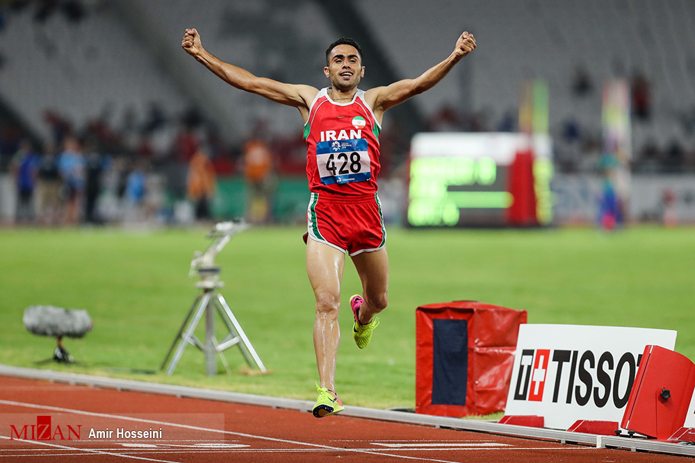 تصاویر قهرمانی حسین کیهانی در دوی ۳۰۰۰ متر