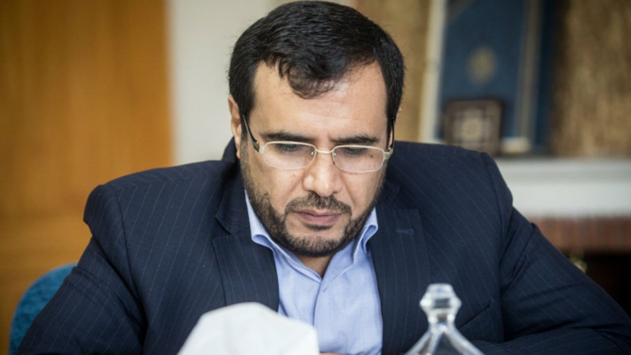 هیات مدیره خودروسازان داخلی به جایگاه توزیع رانت تبدیل شدند هیات مدیره خودروسازان داخلی به جایگاه توزیع رانت تبدیل شدند