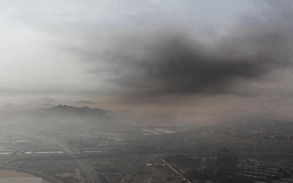 همچنان دود آتش هورالعظیم در آسمان هویزه است