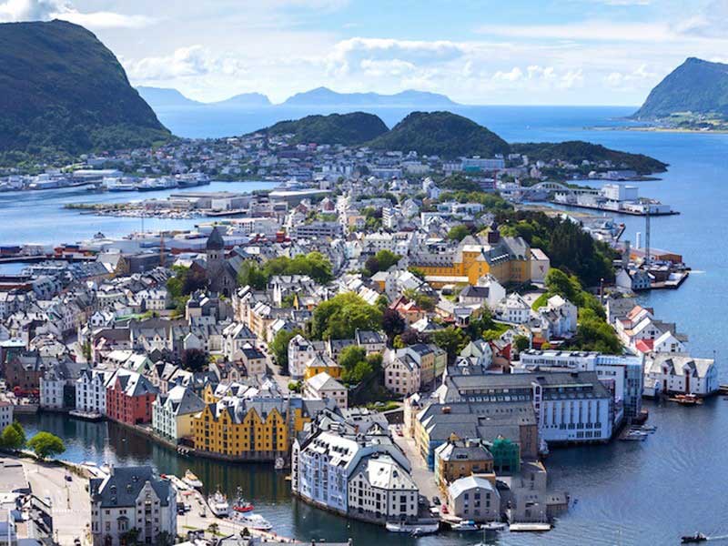 10 کشور برتر جهان برای پرورش کودکان در سال 2018