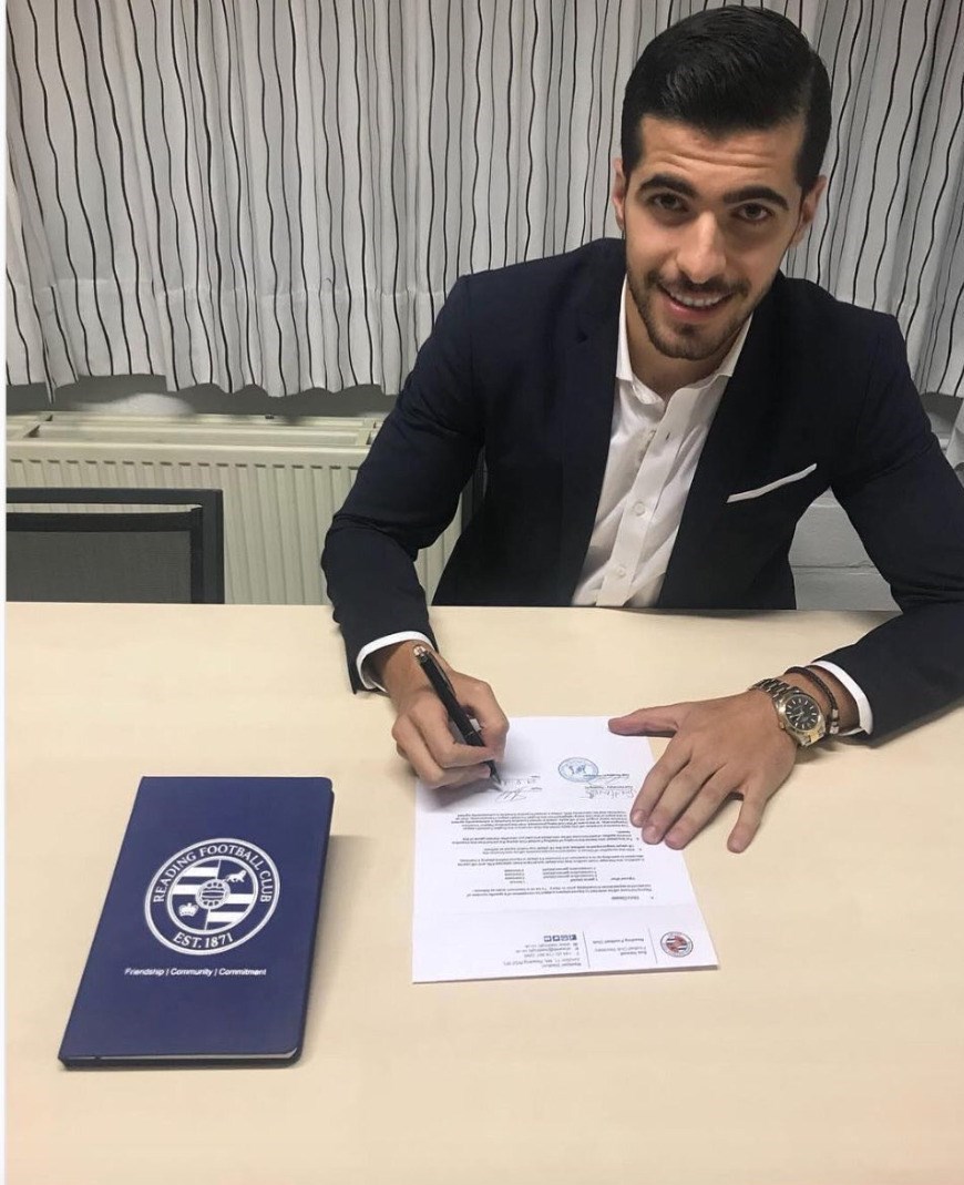 عزت الهی به ردینگ انگلیس پیوست