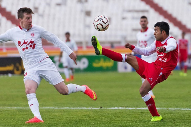 زور پدیده و تراکتورسازی به هم نرسید