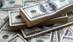 عقب‌نشینی دلالا‌ن ارزی