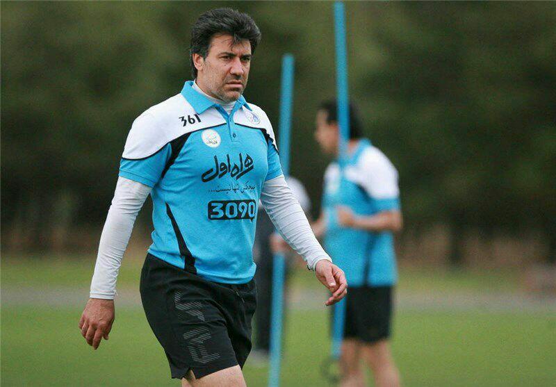 محمد نوازی از سرمربیگری ایرانجوان استعفا داد!