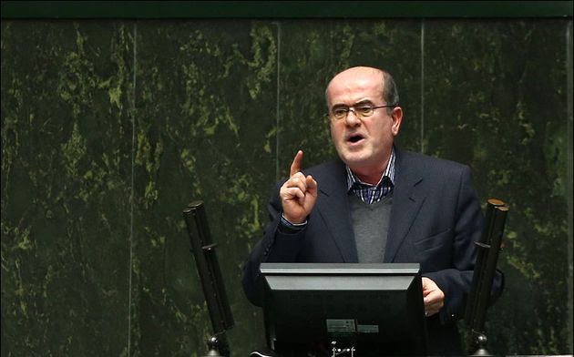 نرخ دلار در بدبینانه‌ترین حالت ۱۰ هزار تومان خواهد بود