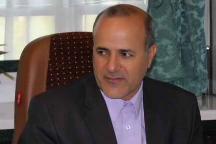 دانشجویان ستاره‌دار و غیرستاره‌دار برای حل مشکلاتشان به کمیسیون آموزش مراجعه کنند