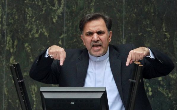 دلیل نرفتن وزیر راه به مجلس/ استعفا یا اخراج؟