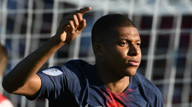 پیروزی پُرگل پاری سن ژرمن با آتش‌بازی امباپه