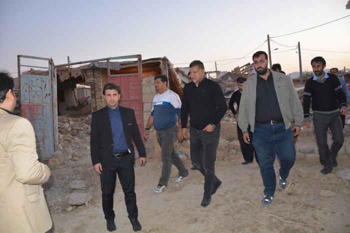 دردسر جمع آوری کمکهای مردمی برای سلبریتیها دردسر جمع آوری کمکهای مردمی برای سلبریتیها