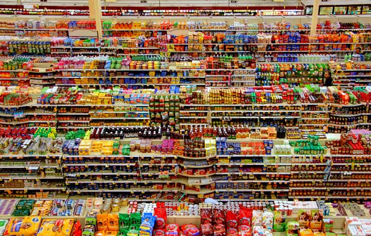 چرا قیمت کالاها پایین نمیآید؟/ دلیل مقاومت فروشندگان دربرابر کاهش قیمت ها چیست؟ / نه به احتکار خانگی چرا قیمت کالاها پایین نمیآید؟/ دلیل مقاومت فروشندگان دربرابر کاهش قیمت ها چیست؟ / نه به احتکار خانگی