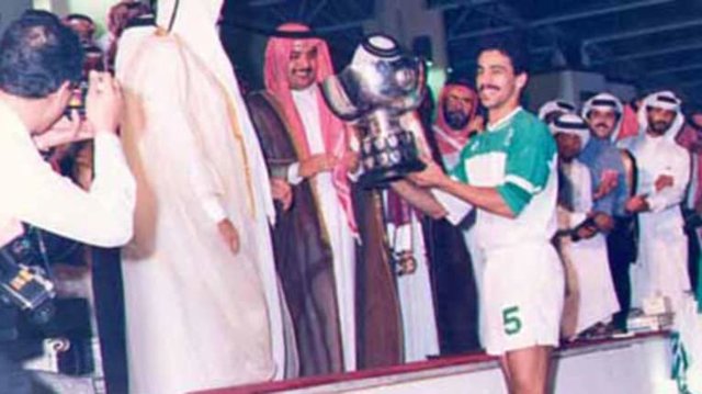 مهدوی‌کیا نامزد بهترین مدافع تاریخ جام ملت‌های آسیا شد + لینک نظرسنجی