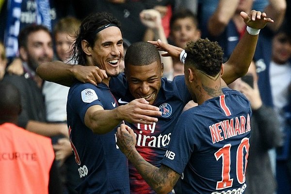 «امباپه» و «نیمار» می‎خواهند «کاوانی» را از تیم بیرون کنند!