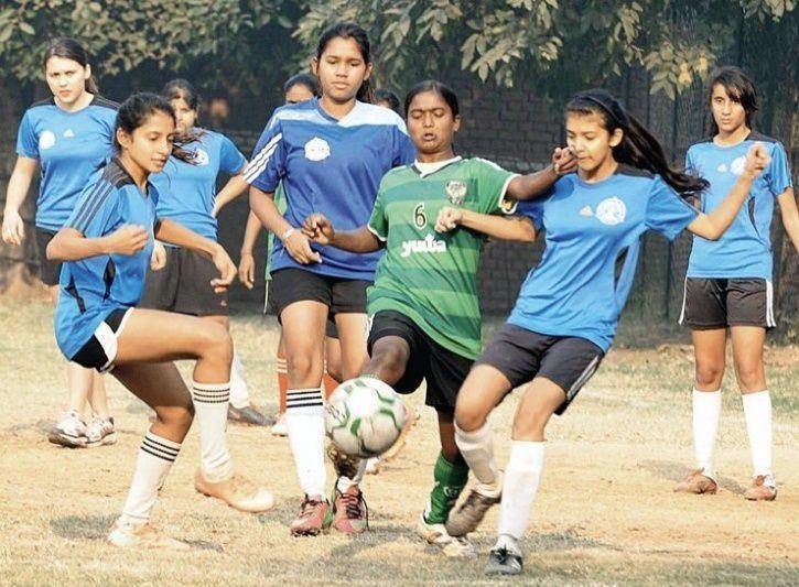 روستایی در هند که قطب «فوتبال زنان» شد