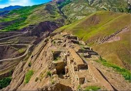 پرونده ثبت جهانی الموت با حضور هیات فرانسوی یک گام جلو رفت