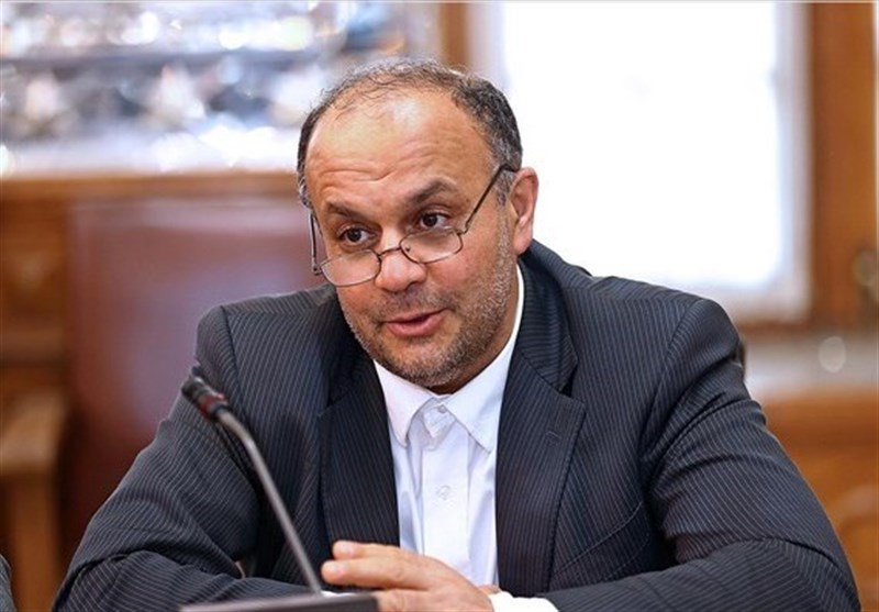 استیضاح وزرا راهکار حل مشکلات کشور نیست