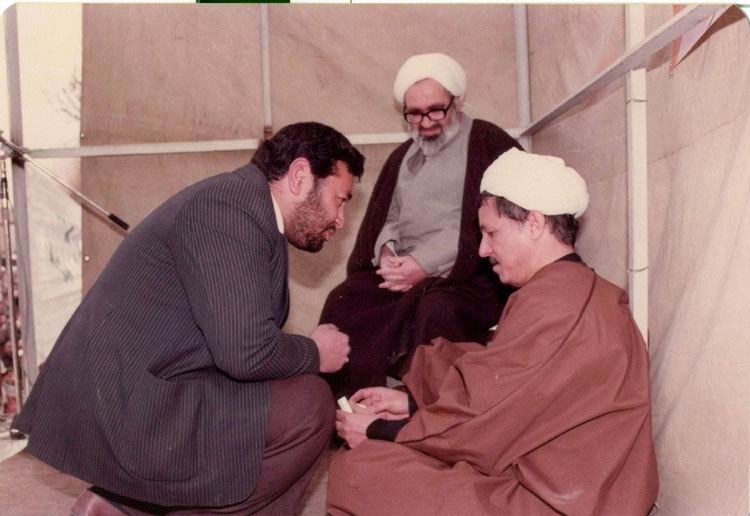 روزنامه جوان خطاب به احمدمنتظری:چهره پدرتان را خراب تر نکنید