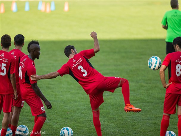 تمرین سرخپوشان برگزار شد/ ایگور دروازه&zwnj;بان جدید پرسپولیس!