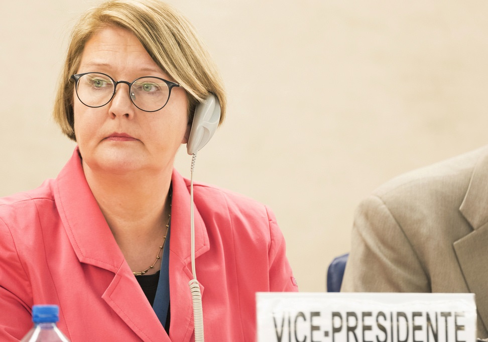 سفر مهم مقام ارشد وزارت خارجه آلمان به تهران / آنتیه لیندرتسه: تلاش داریم در روزهای آینده سازوکار کانال مالی مستقل با ایران را نهایی کرده و بخش هایی از آن را عملیاتی کنیم سفر مهم مقام ارشد وزارت خارجه آلمان به تهران / آنتیه لیندرتسه: تلاش داریم در روزهای آینده سازوکار کانال مالی مستقل با ایران را نهایی کرده و بخش هایی از آن را عملیاتی کنیم