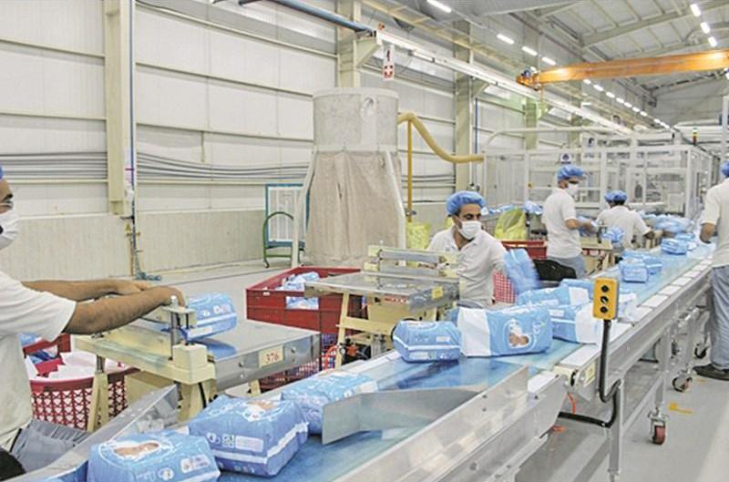 چند درصد مواد اولیه دسنمال کاغذی و پوشک بچه، وارداتی است؟