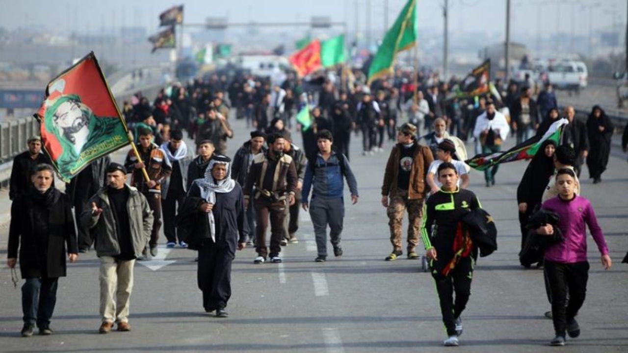 خرید دینار توسط زائران اربعین حسینی از طریق پیام رسان خرید دینار توسط زائران اربعین حسینی از طریق پیام رسان